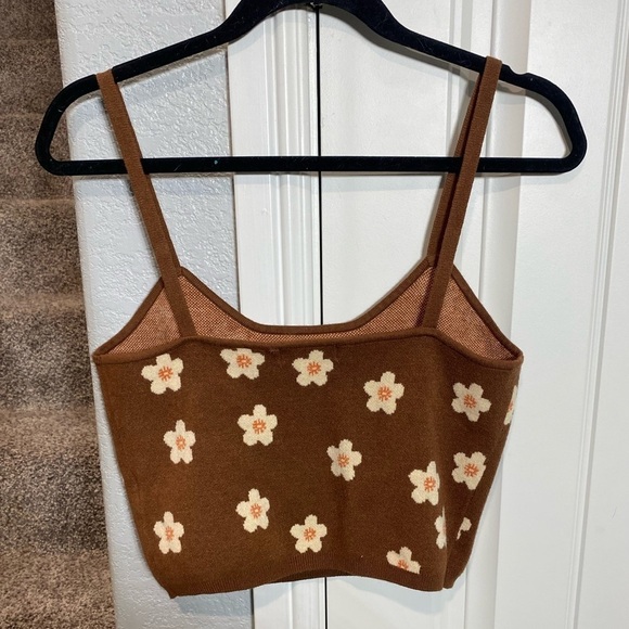 Altar’d State Cropped Floral Knitted Tank - Picture 2 of 5